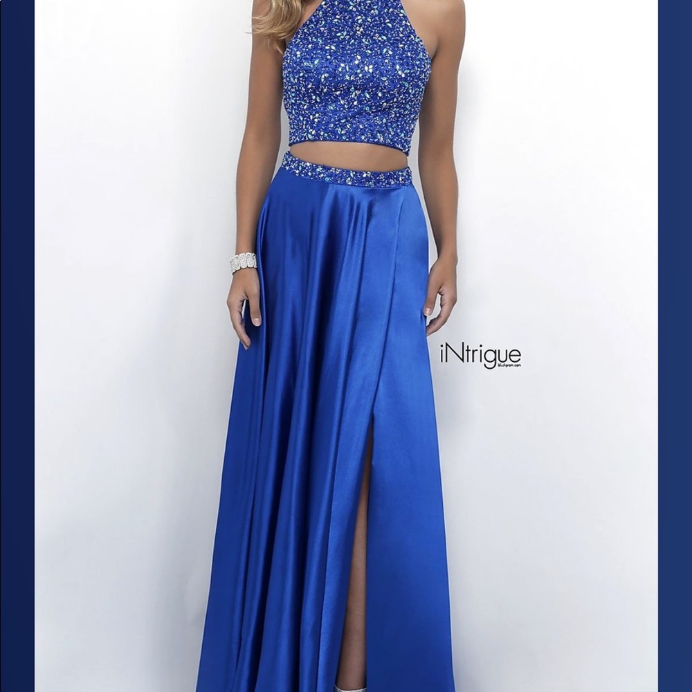 Blue blush prom dress